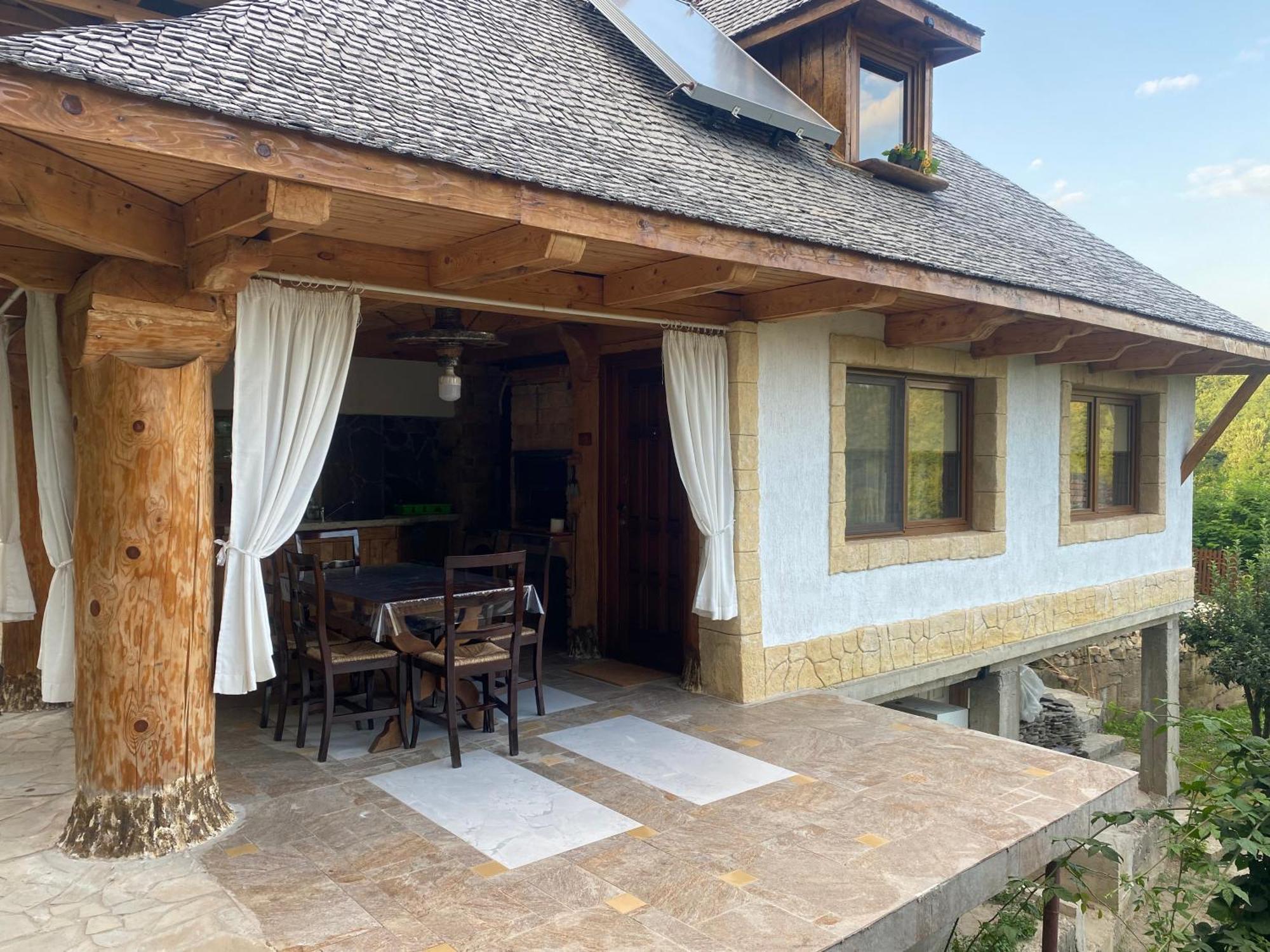 Villa Casa Cu Sindrila Vălenii de Munte Exterior foto