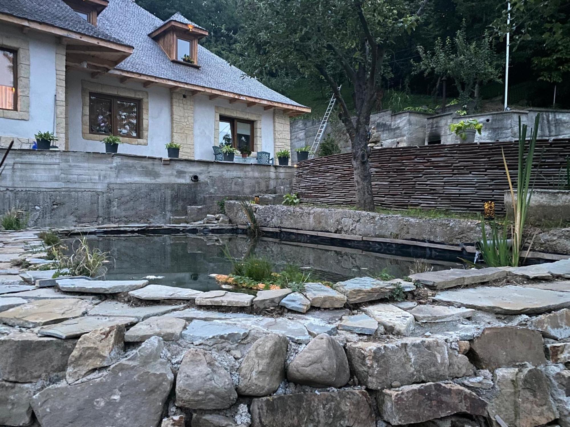 Villa Casa Cu Sindrila Vălenii de Munte Exterior foto