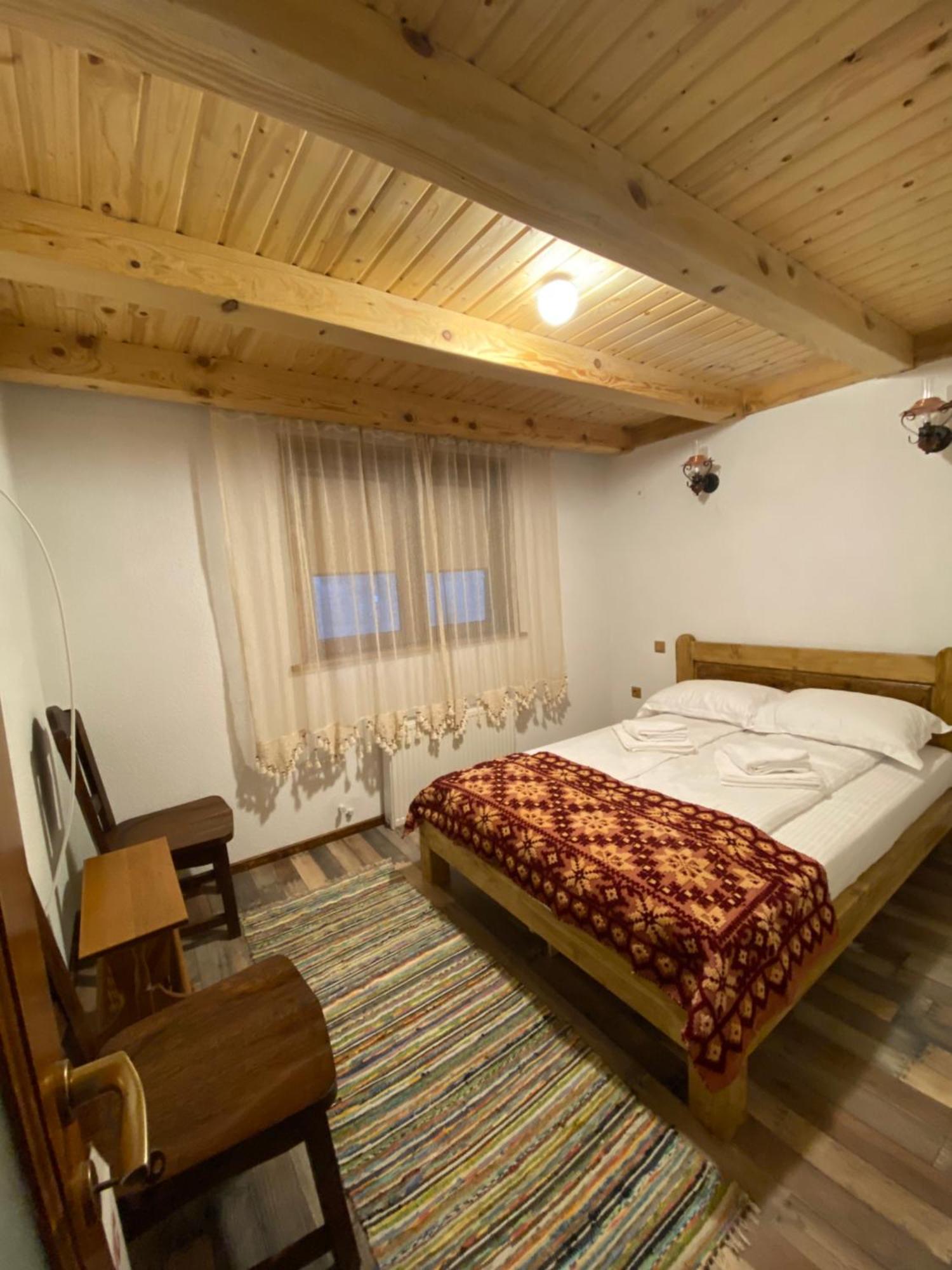 Villa Casa Cu Sindrila Vălenii de Munte Exterior foto